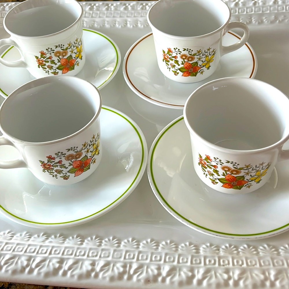 Floral Patterned Tea Cup and Saucer Set